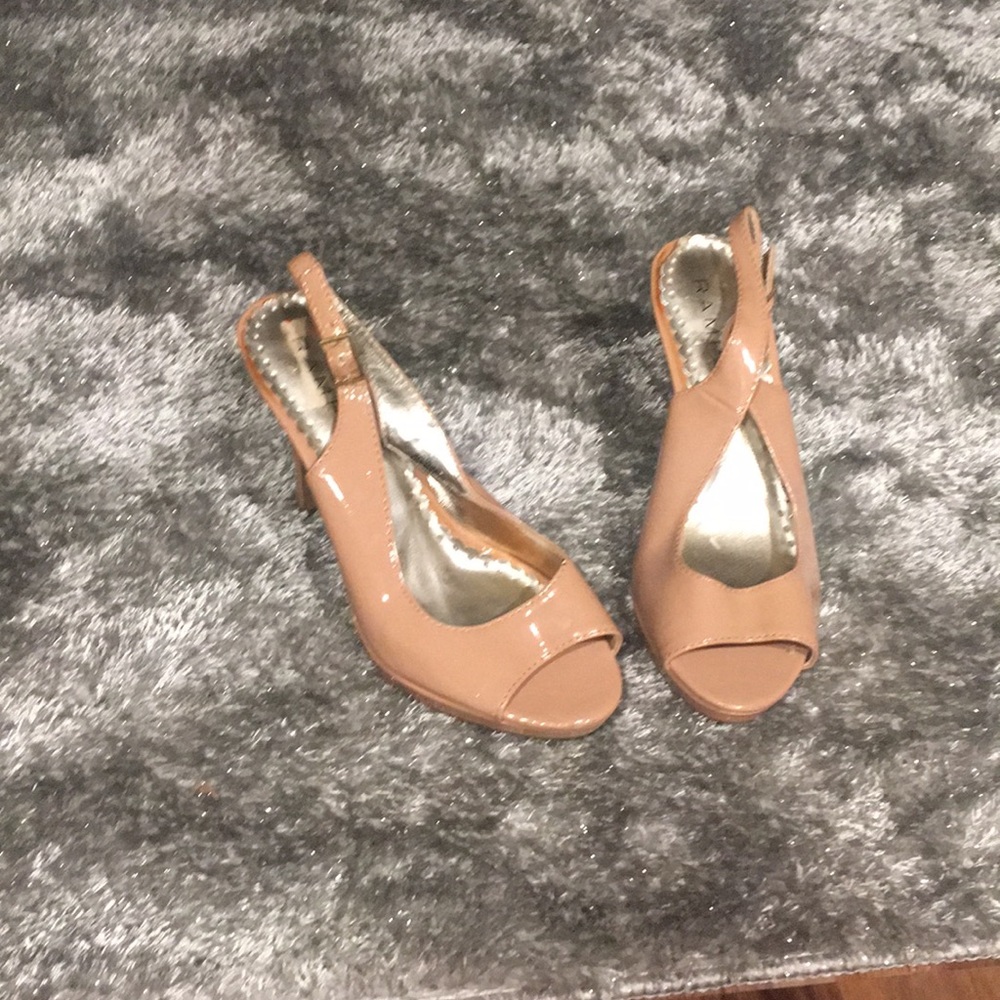 Nude sling back peep toe high heels size 6